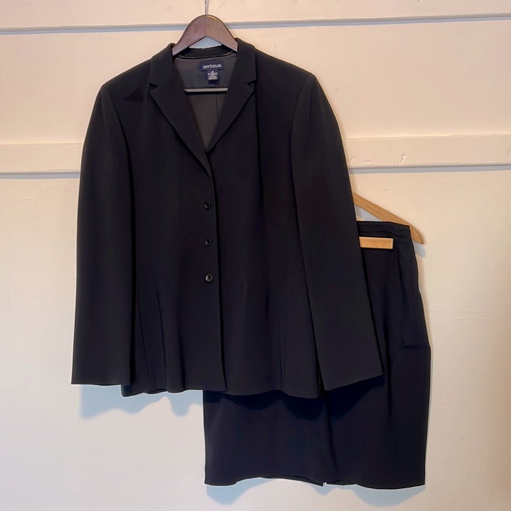 Navy Ann Taylor Skirt Suit Sz. 14